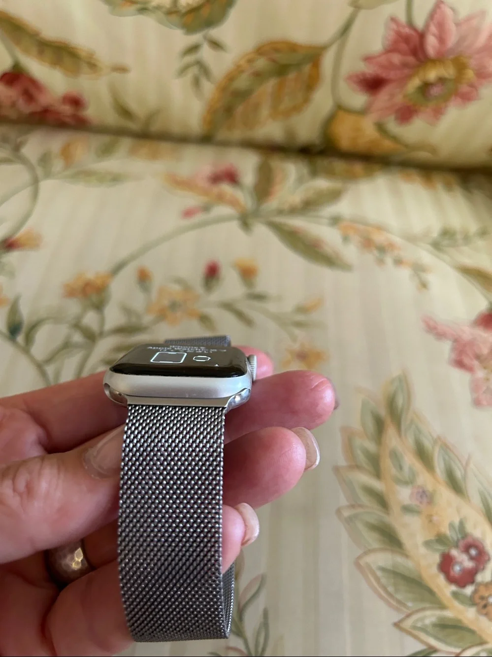 Apple Watch SE 40MM LTE Unlocked